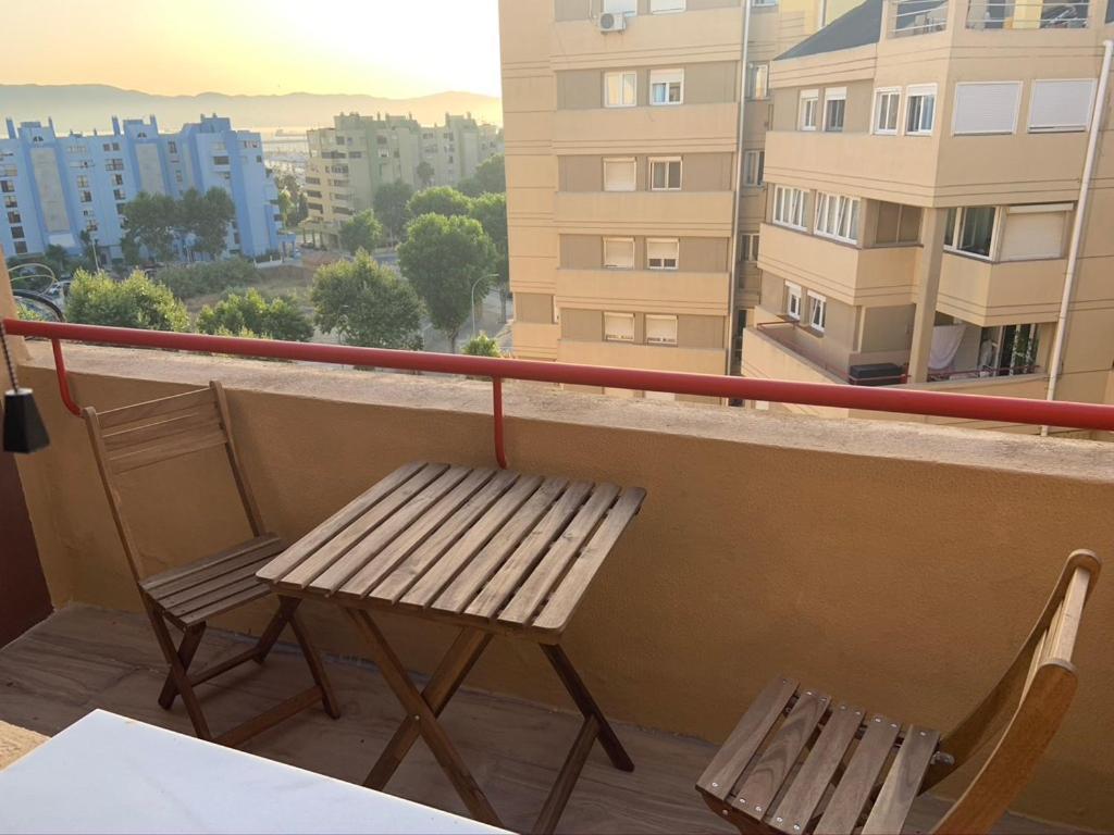 Room In A Shared Apartment Touching The Border :) La Línea de la Concepción Dış mekan fotoğraf